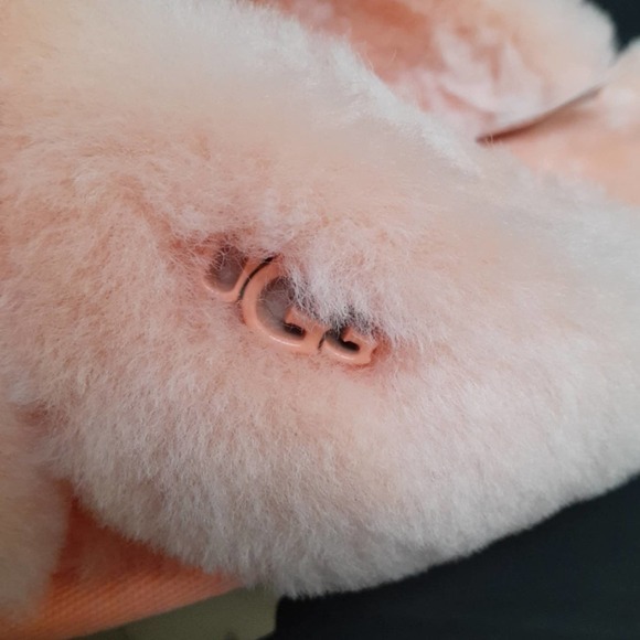 UGG Fuzzette Beverly Pink Criss Cross Strap Fur NIB Slippers Size 5 NIB - Picture 5 of 12